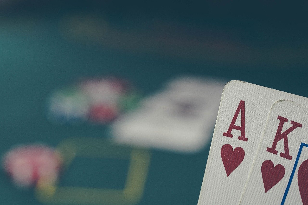 Mesas y Torneos en Vivo de Poker Gratis, que comience el juego
